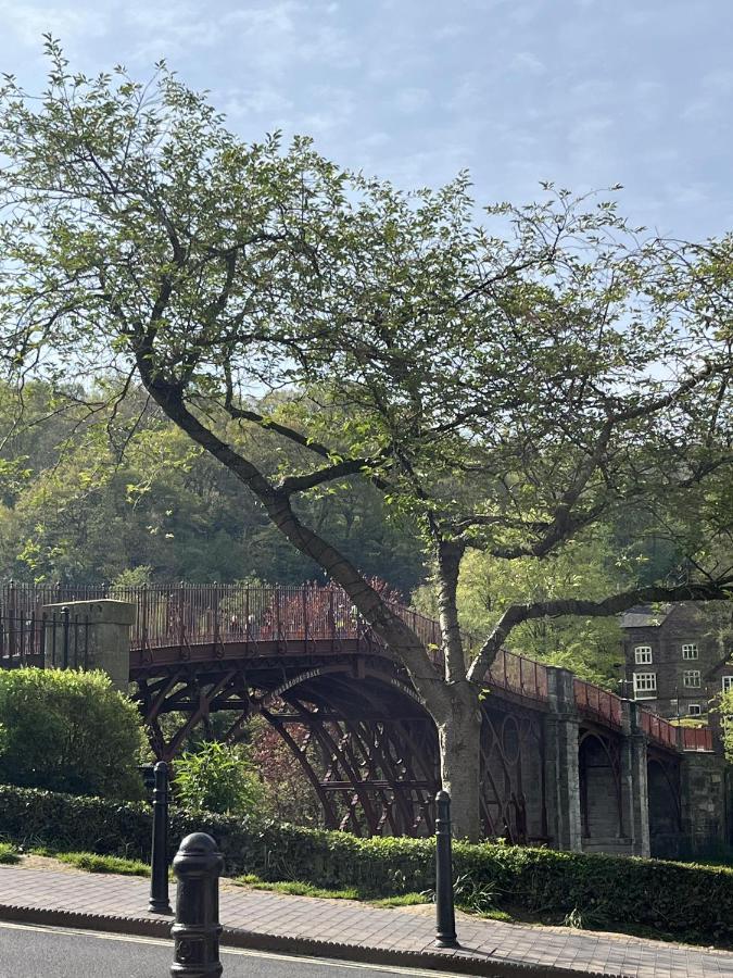 The Tontine Hotel & Bar Ironbridge Esterno foto
